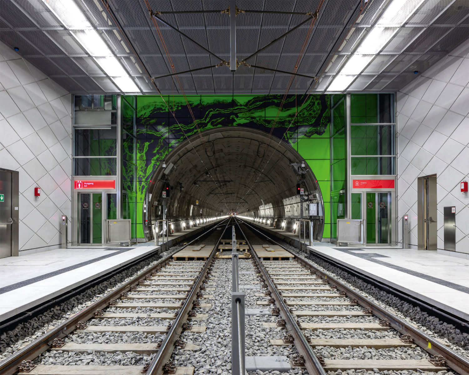 Wehrhahnlinie Duesseldorf, Stations, Graf Adolf Platz, Manuel Franke, netzwerkarchitekten, Photo Joerg Hempel