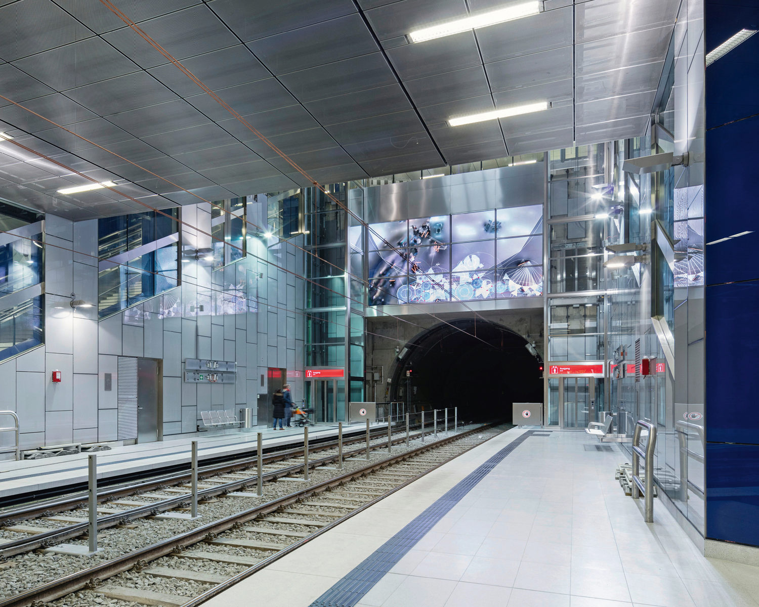 Wehrhahnlinie Duesseldorf, Stations, Schadowstrasse, Ursula Damm, netzwerkarchitekten, Photo Joerg Hempel